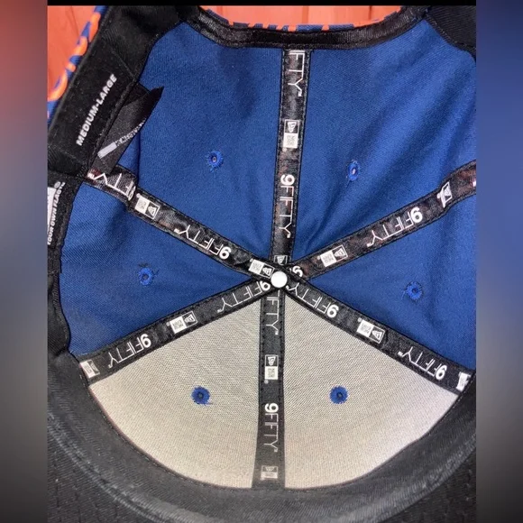 NEW YORK KNICKS SNAPBACK - Picture 9 of 9